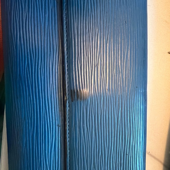 Blue LV Epi Sarah Wallet - Picture 1 of 7